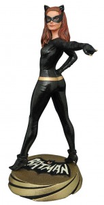 Catwomen_Statue__scaled_600